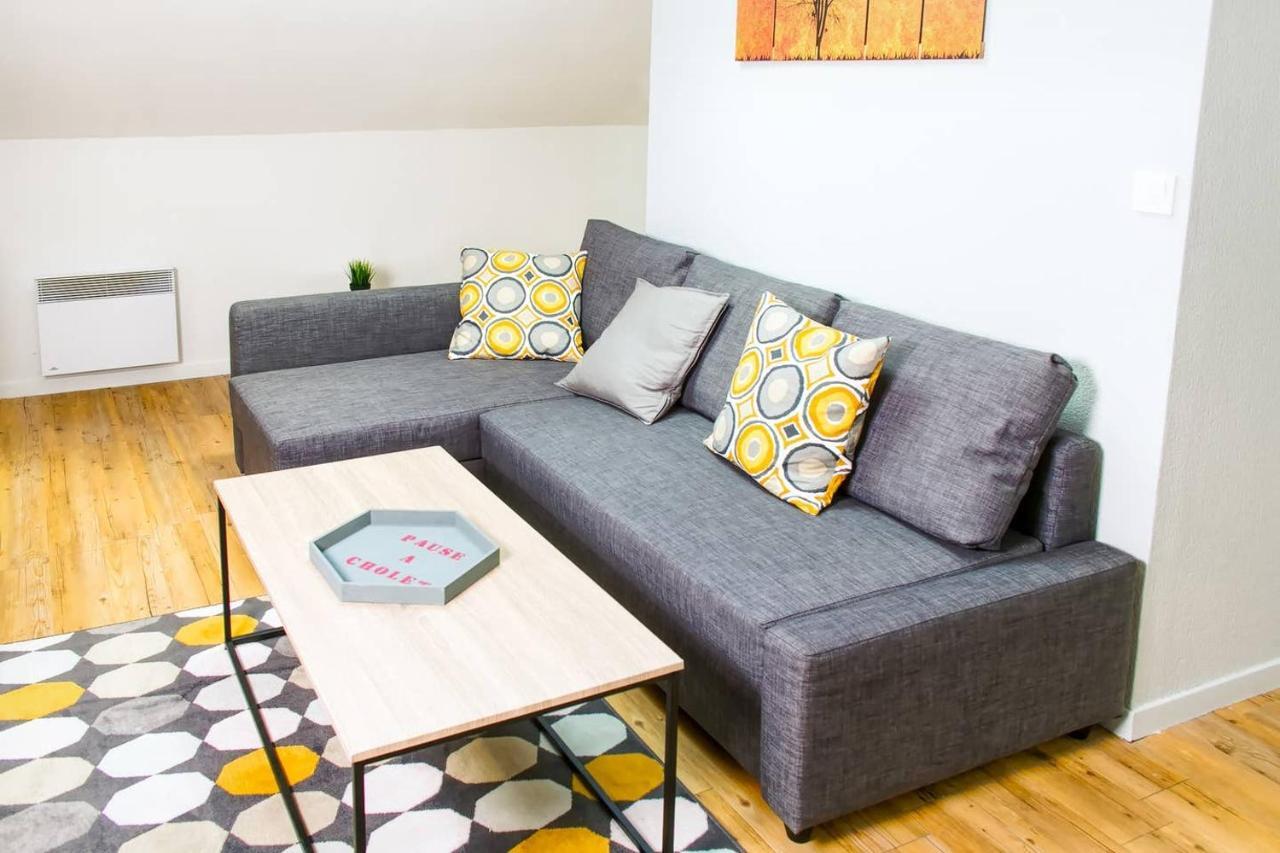 Апартаменты T3 Duplex Hypercentre Cholet Logement Entier 3 Lits Экстерьер фото