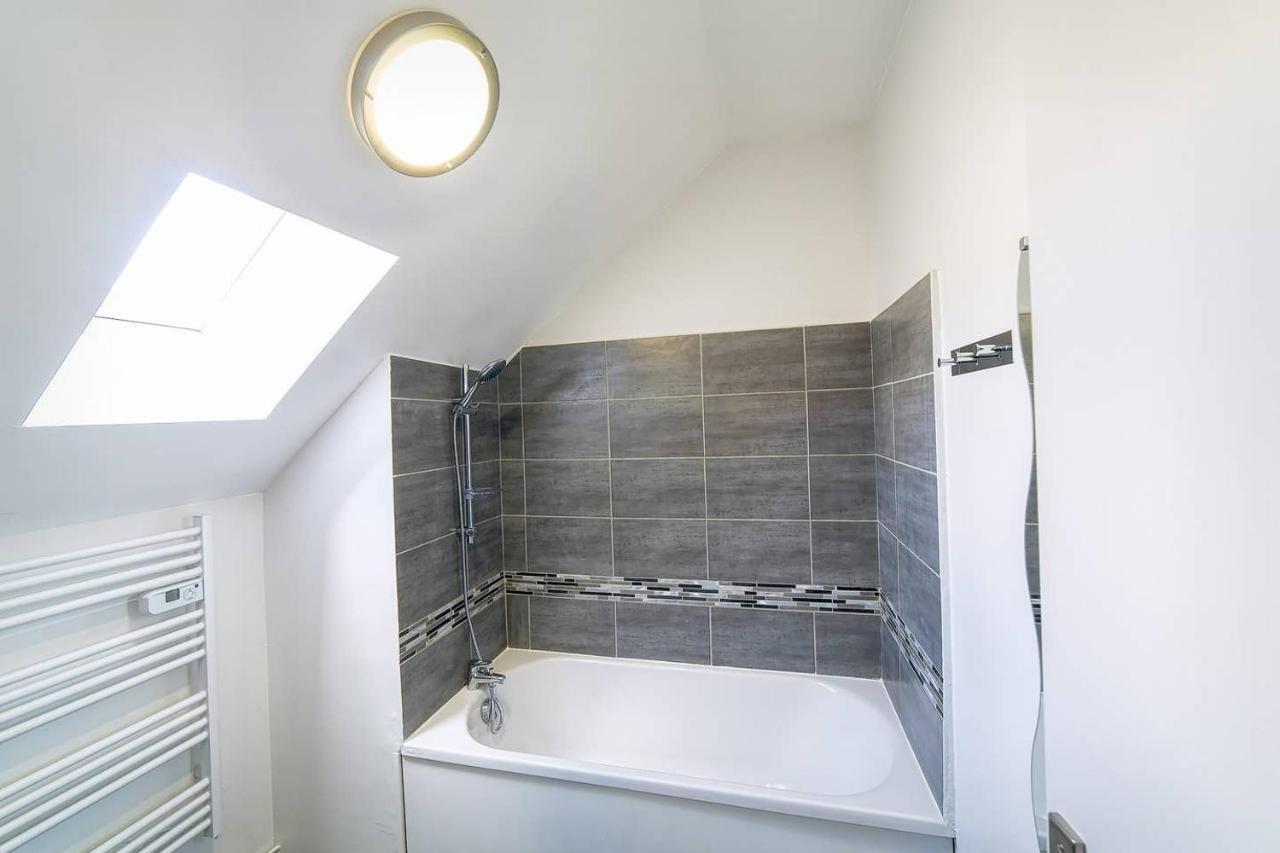 Апартаменты T3 Duplex Hypercentre Cholet Logement Entier 3 Lits Экстерьер фото
